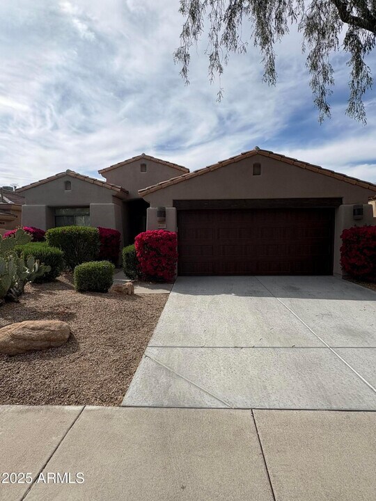 8182 E Sierra Pinta Dr in Scottsdale, AZ - Building Photo