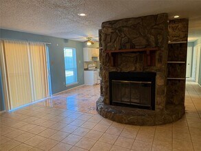 2414 March Ln in Grand Prairie, TX - Building Photo - Building Photo