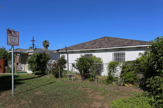 1217-1221 S Freeman St in Oceanside, CA - Building Photo - Building Photo