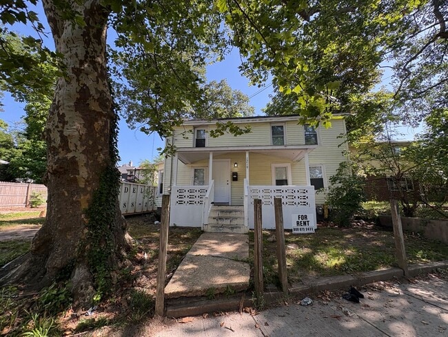 property at 1219 Washington Ave