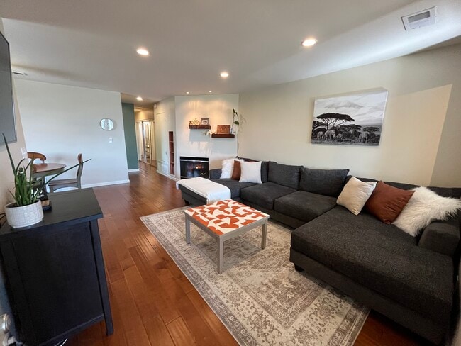 property at 9788 Orangewood Dr