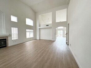 5814 Spring Ranch Pkwy in Las Vegas, NV - Building Photo - Building Photo