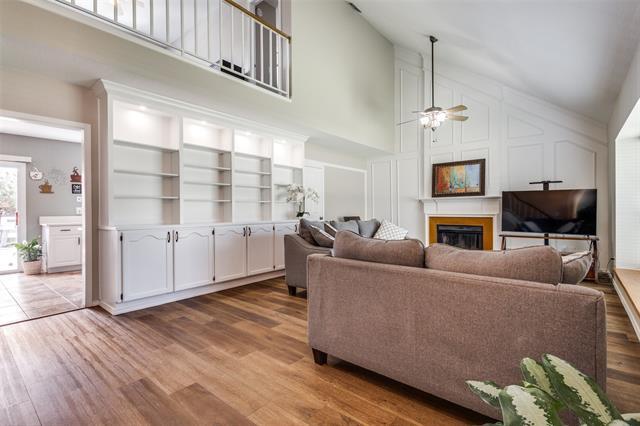 1926 Cedar Ridge Dr in Lewisville, TX - Building Photo