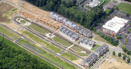 Coalfield Station Condos in Midlothian, VA - Building Photo - Building Photo