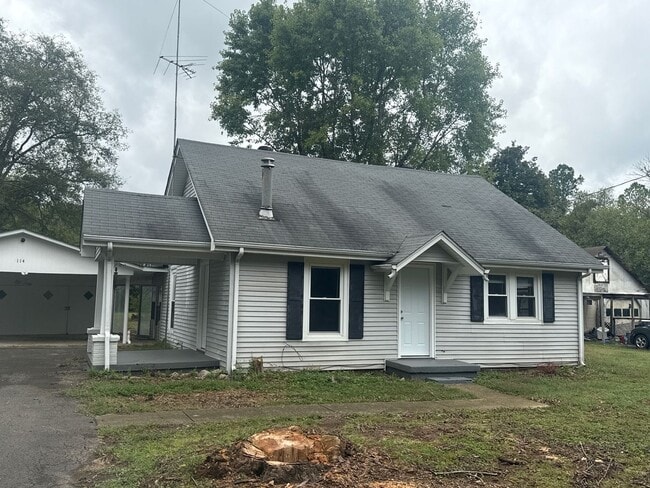 property at 114 Double Springs Rd
