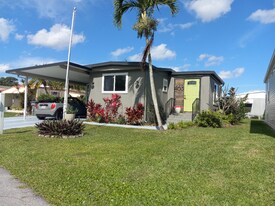 4163 74th St N in West Palm Beach, FL - Building Photo