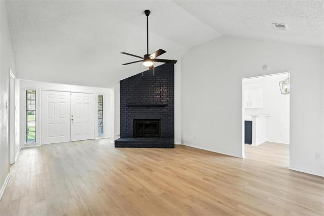 4040 St Christopher Ln in Dallas, TX - Building Photo - Building Photo