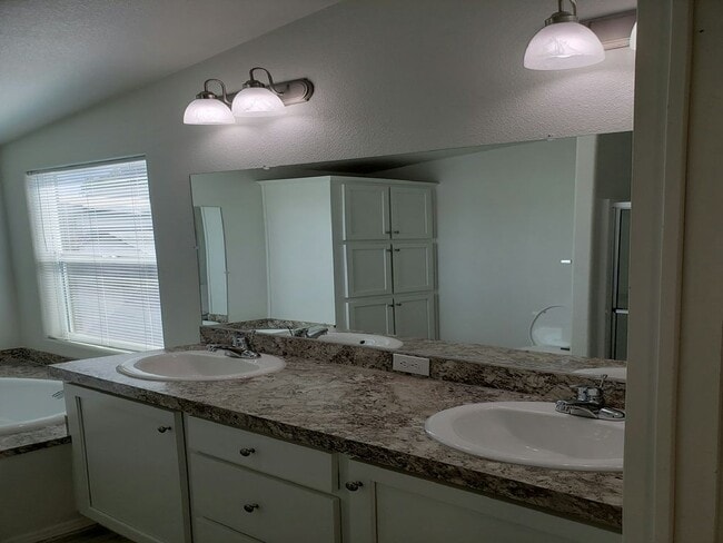 property at 415 N Akers St