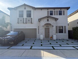 22632 SW 131st Ave in Goulds, FL - Building Photo