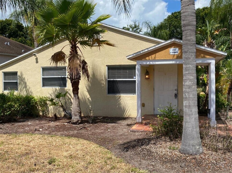 116 N Evergreen Ave in Clearwater, FL - Building Photo