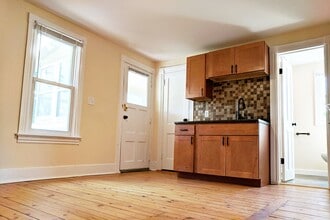 18 Rose St in Burlington, VT - Building Photo - Building Photo