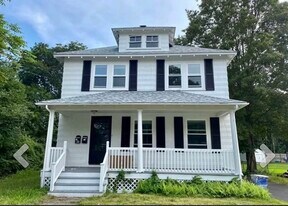 261 Park St, Unit Unit 1 in Stoughton, MA - Building Photo