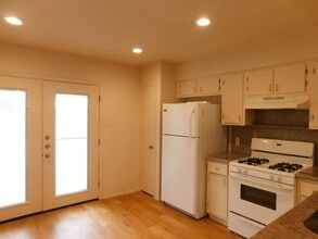 5403 West Gate Blvd in Austin, TX - Building Photo - Building Photo
