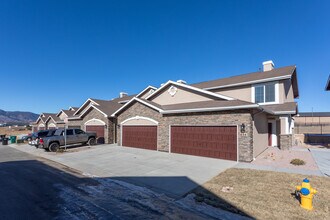 Villas at Northgate in Colorado Springs, CO - Building Photo - Building Photo