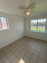 15335 Woodforest Blvd in Channelview, TX - Building Photo - Building Photo