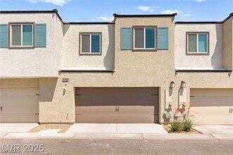 3518 Herodain Ave in Las Vegas, NV - Building Photo - Building Photo