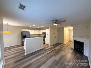 10012 University Park Ln in Charlotte, NC - Building Photo - Building Photo