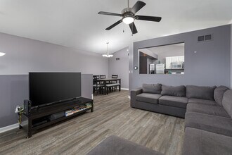 144 Presidential Blvd in Oswego, IL - Building Photo - Building Photo