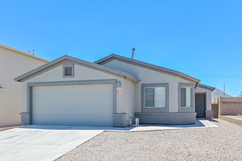 7269 S Avenida De La Palmar in Tucson, AZ - Building Photo