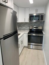 15 S Golfview Rd, Unit 201 in Lake Worth, FL - Foto de edificio - Building Photo