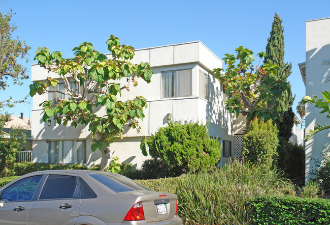 2034 S Bedford St in Los Angeles, CA - Building Photo - Building Photo