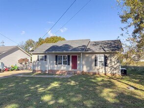 2009 Timberline Cir in Oak Grove, KY - Building Photo - Building Photo