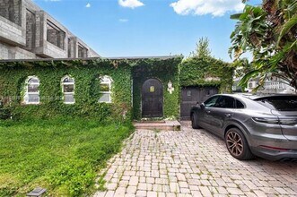 7701 NE 8th Ave in Miami, FL - Building Photo - Building Photo