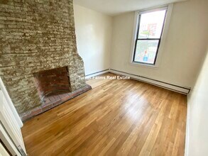 222 Cambridge St, Unit 1 in Boston, MA - Building Photo - Building Photo