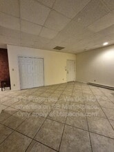 5917 W Plank Rd in Bellevue, IL - Building Photo - Building Photo