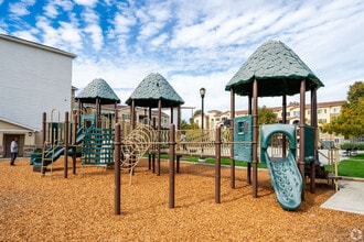 Commons @ Oak Grove in Oakley, CA - Building Photo - Building Photo