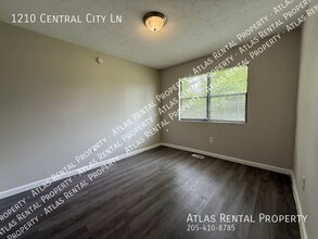 1210 Central City Ln in Anniston, AL - Building Photo - Building Photo