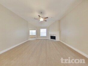 305 Emerald Trce in Jonesboro, GA - Building Photo - Building Photo