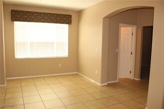 10410 Timber Star Ln in Las Vegas, NV - Building Photo - Building Photo
