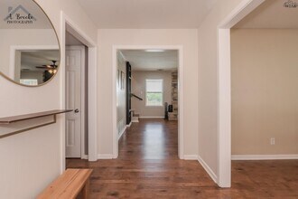 4306 Briar Cliff Dr in Wichita Falls, TX - Building Photo - Building Photo