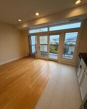 532 8th St SE, Unit Penthouse in Washington, DC - Building Photo - Building Photo