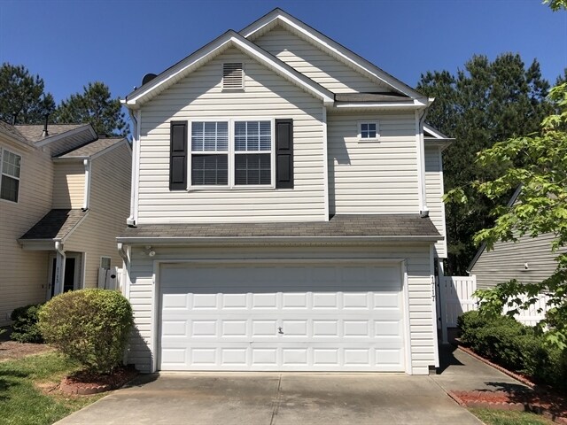 1717 Beacon Valley Dr in Raleigh, NC - Building Photo