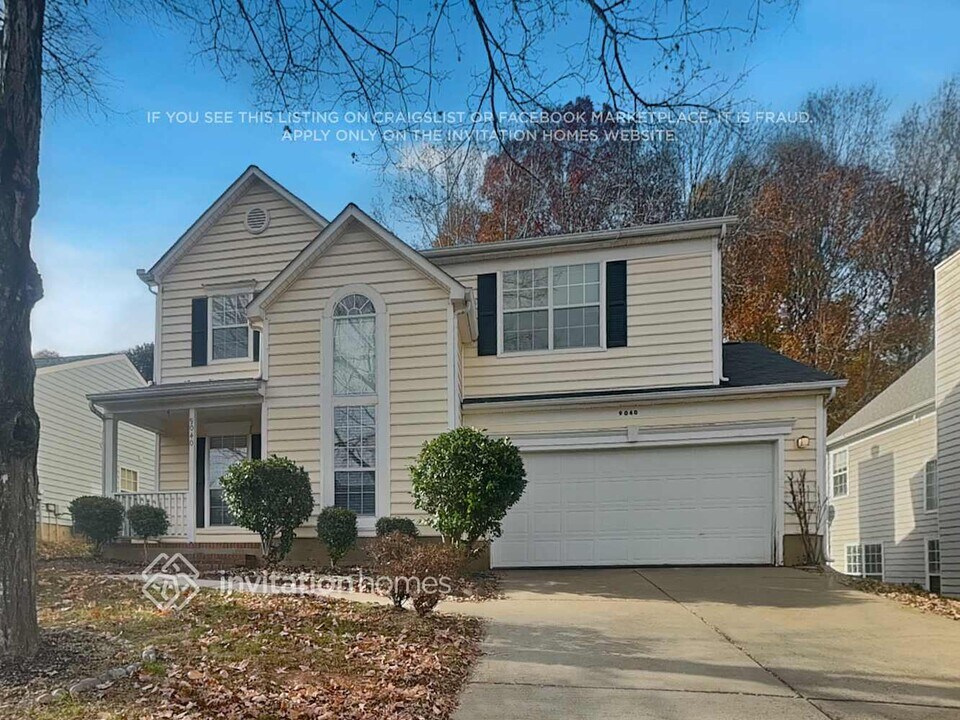 9040 Little Hampton Pl in Charlotte, NC - Building Photo