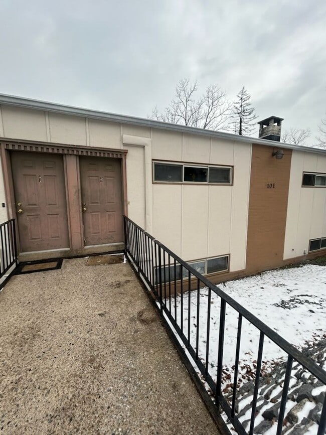 101 Grandview Rd in State College, PA - Building Photo - Building Photo