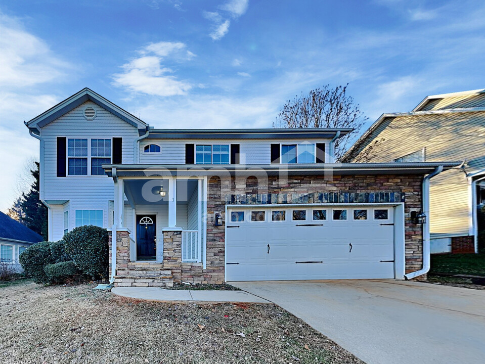 3 Mountainside Way in Greenville, SC - Building Photo