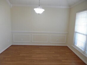 2717 Creek Valley Dr in Garland, TX - Building Photo - Building Photo