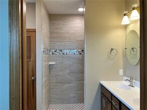 3110 Bassett Dr in Mankato, MN - Building Photo - Building Photo