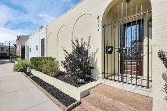 4112 Meyerwood Dr in Houston, TX - Foto de edificio - Building Photo