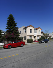 975 S Catalina St in Los Angeles, CA - Building Photo - Building Photo