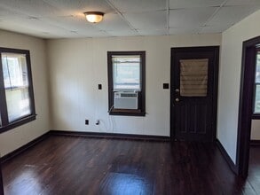 831 S Burdick St in Stillwater, OK - Building Photo - Building Photo