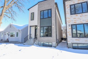 320 Lindsay St in Winnipeg, MB - Building Photo