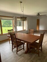 421 County Road UU in Hudson, WI - Foto de edificio - Building Photo