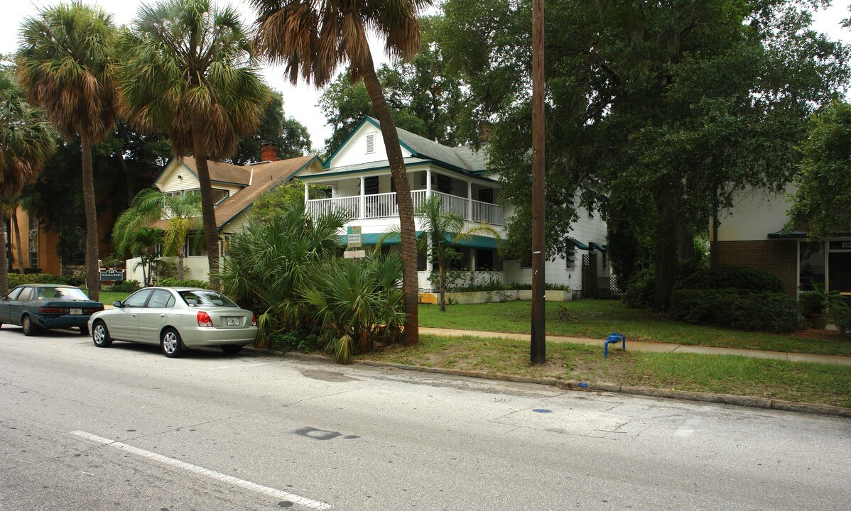 155 5th Ave NE in St. Petersburg, FL - Foto de edificio