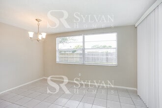 11015 Harding Dr in Port Richey, FL - Building Photo - Building Photo