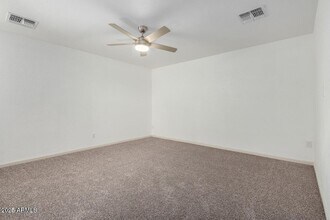 15840 North 22nd St in Phoenix, AZ - Building Photo - Building Photo