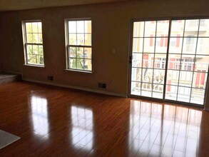 34 Krueger Ct in Newark, NJ - Building Photo - Building Photo